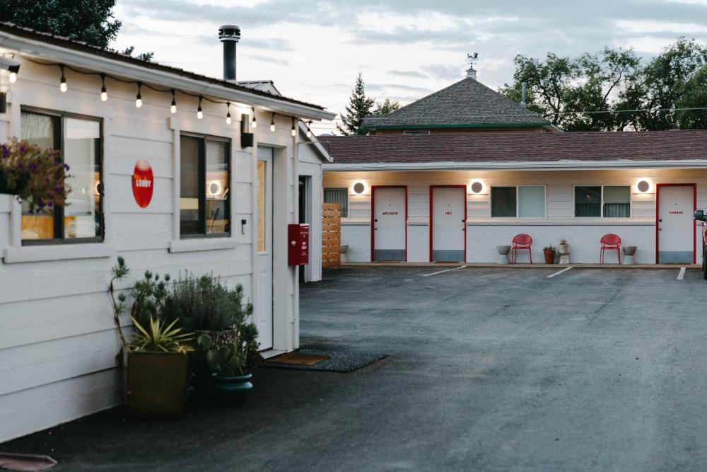 Mesa Verde Motel